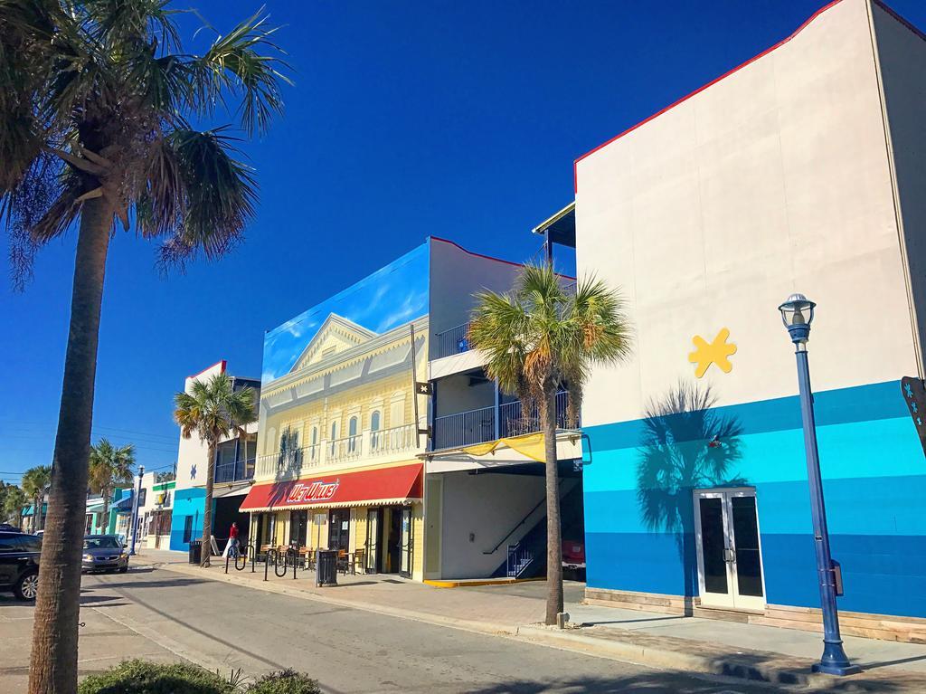 Resort Sea And Breeze And Tybee Island